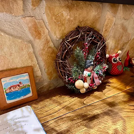 Window In The Stone 3* Naples