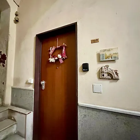 Window In The Stone Maison d'hôtes Naples