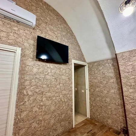 Window In The Stone