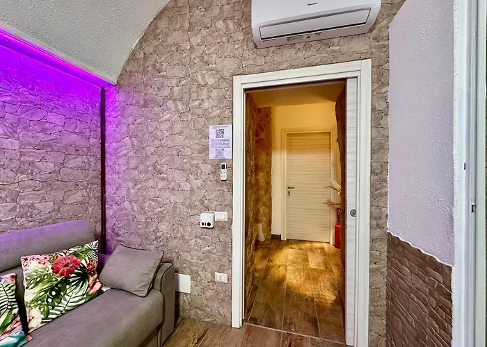 Affittacamere Window In The Stone