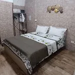 Window In The Stone Гостевой дом Неаполь