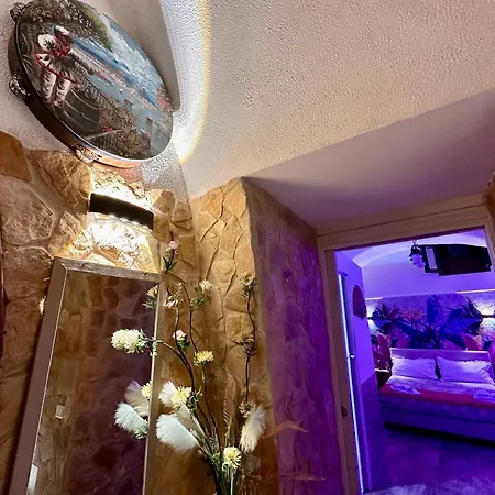 Gasthof Window In The Stone 4*