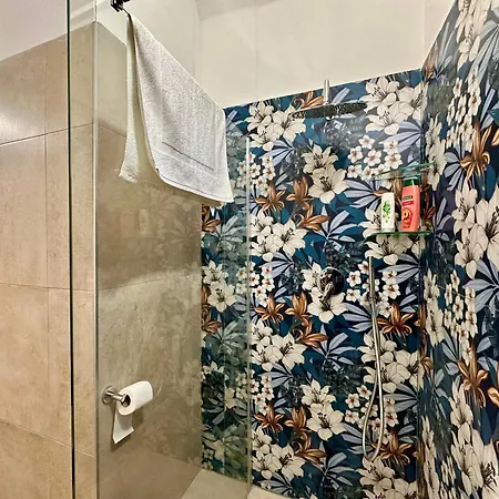 게스트하우스 Window In The Stone 나폴리