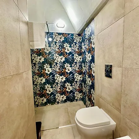 게스트하우스 Window In The Stone 3*